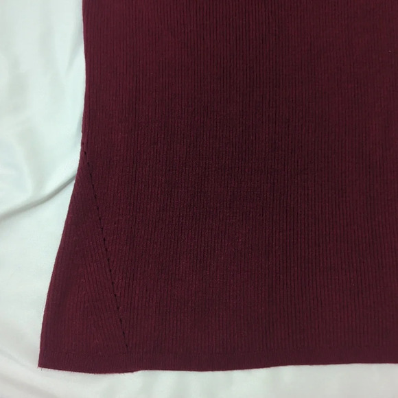 White House Black Market Sleeveless Turtleneck Sweater, Color Maroon Size M - Picture 5 of 13